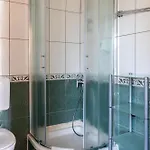 Pansion Mali Raj Apartment *
