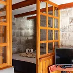 Pansion Mali Raj Apartment *