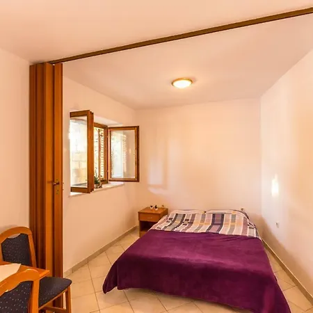 Apartment Pansion Mali Raj Govedari