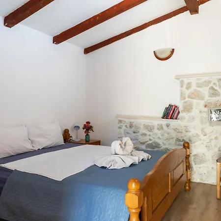 Pansion Mali Raj 公寓