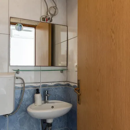 Pansion Mali Raj 公寓