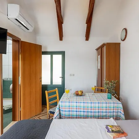 Pansion Mali Raj 公寓