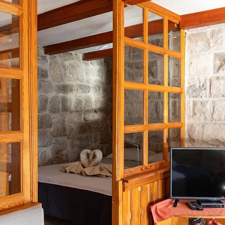 Pansion Mali Raj 公寓 *