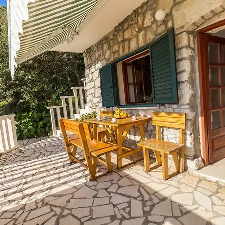 Pansion Mali Raj * Goveđari