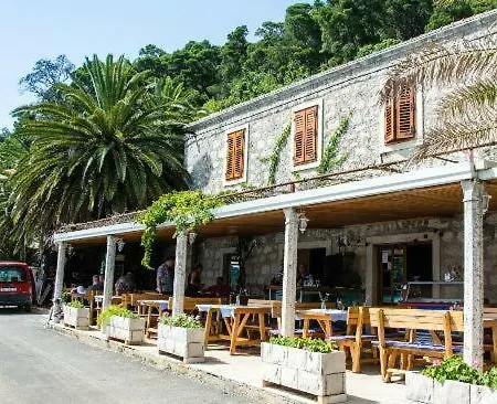 Pansion Mali Raj Διαμέρισμα Goveđari